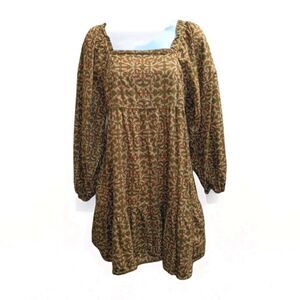 Women's Dress Sz M Knee Length Boho Cottage Ditsy Floral Prairie Smocked Tiered